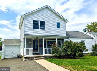 711 Chestnut St, Secaucus, NJ 07094