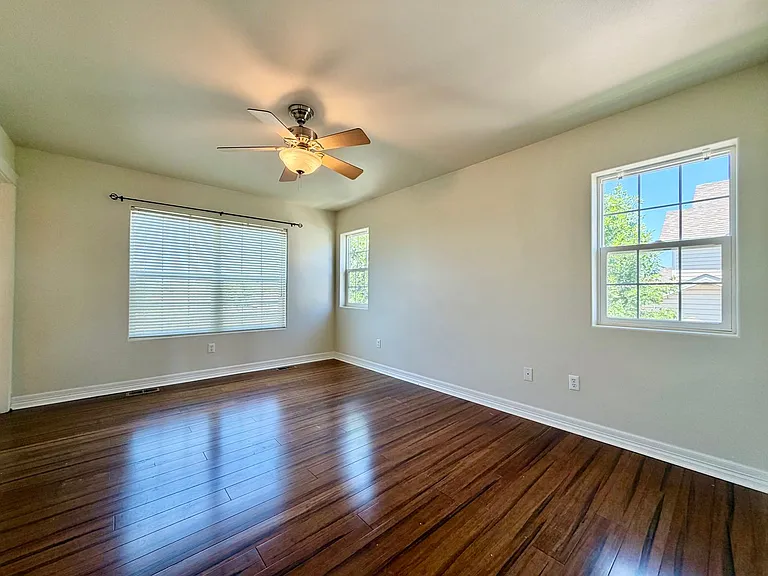 4608 Garnet Way — Photo 28