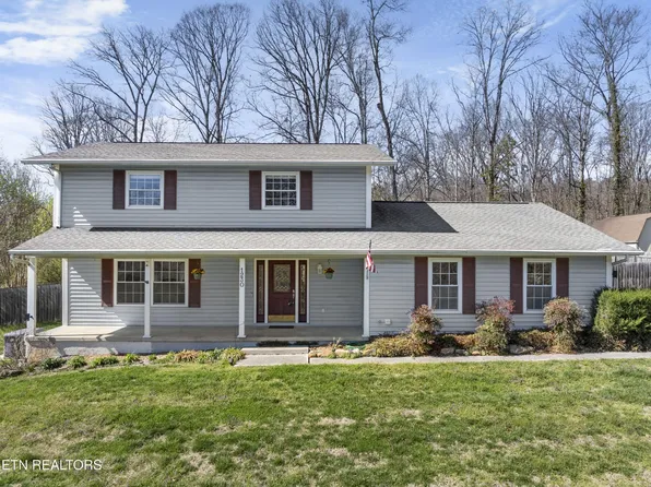 1230 Live Oak Cir, Knoxville, TN 37932