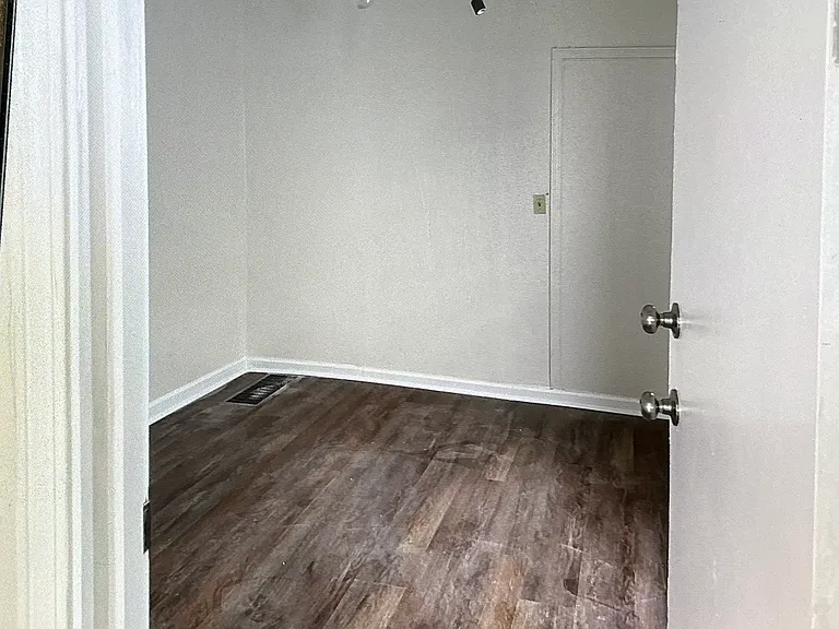 111 S Charlton St #2 — Photo 1