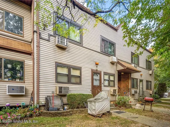 360 Barlow Ave APT 32A, Staten Island, NY 10308