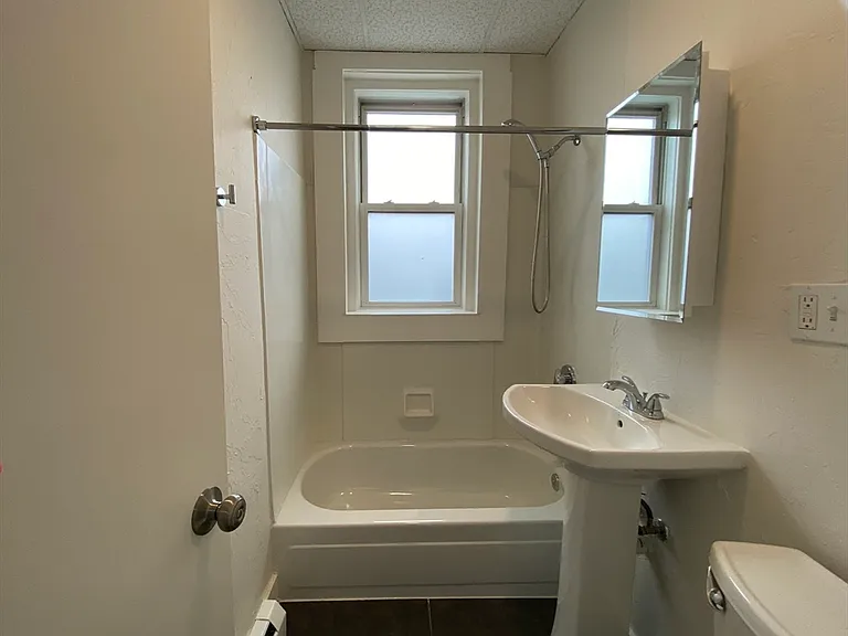 8 Kenwood St #5 — Photo 15
