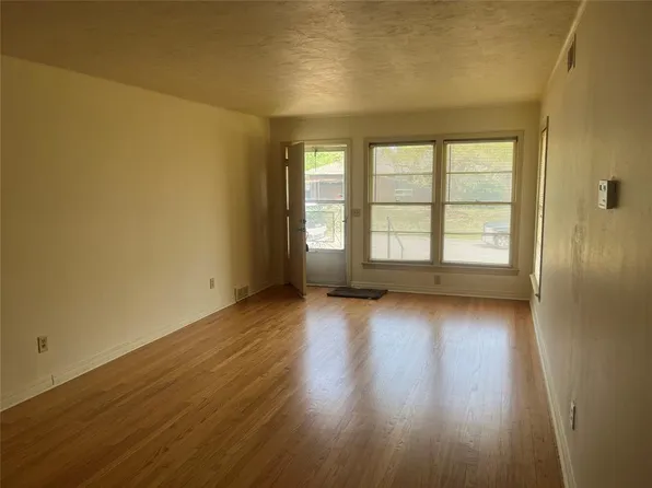 3251 Otterson Dr, Oklahoma City, OK 73112