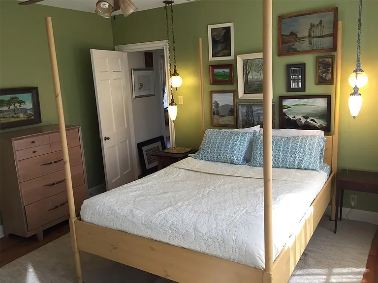 1610 Eva St — Photo 21