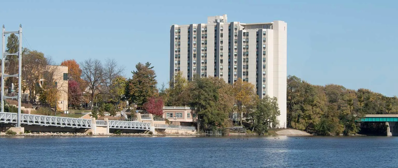 Skyrise Apartments — Photo 2