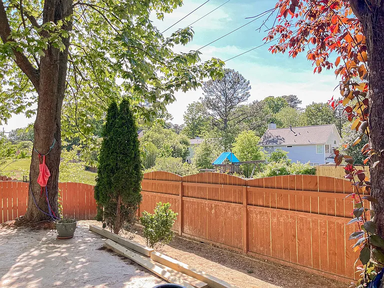 210 Darbytown Pl — Photo 9