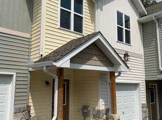 112 Bird Rd, Blackstone, VA 23824