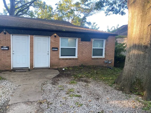 10111 E 11th St S, Independence, MO 64053