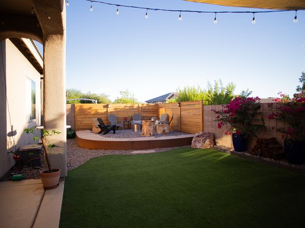 10404 S Painted Mare Dr