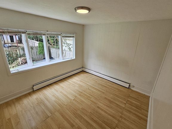 4th image of 5 Brookdale St #1