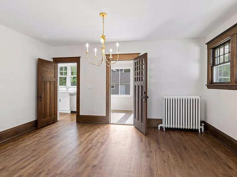 3329 Dupont Ave S — Photo 13