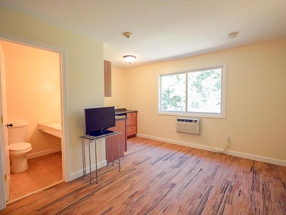 2nd image of 34 Prosser Trl #210