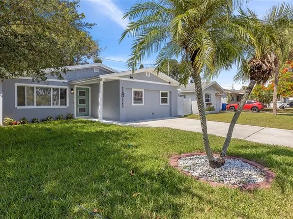 1811 Massachusetts Ave NE, Saint Petersburg, FL 33703