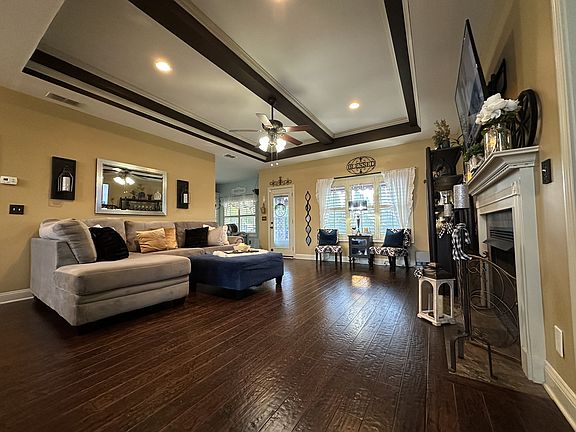 5th image of 3180 Porter Hills Dr
