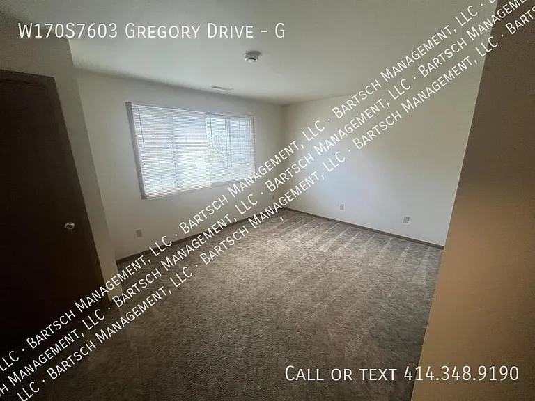 W170S7603 Gregory Dr #G — Photo 9