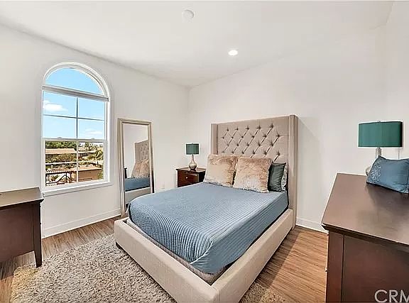 This picture is only to show how the size of the bedroom and how beautiful it is since unfortunately the system is not allowing other formats to upload the actual pictures.