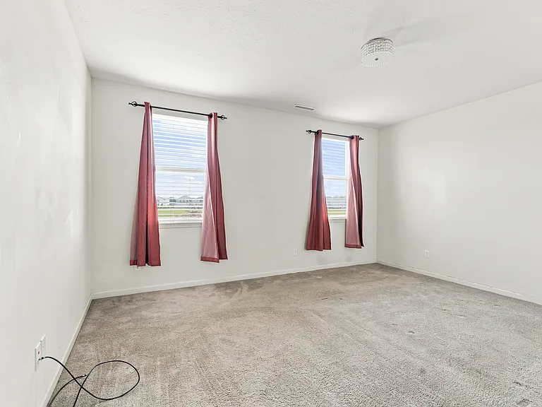 15555 Memorial Way — Photo 29
