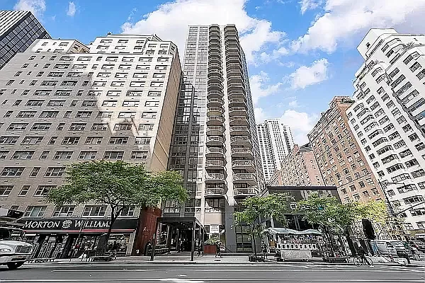 Rented by Metropolitan Property Group | media 13