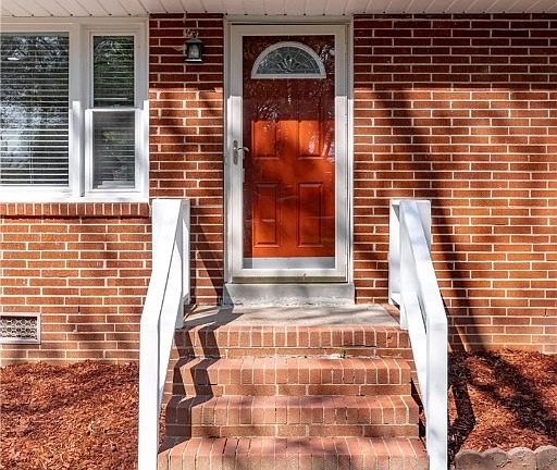 4th image of 2230 Lancers Blvd