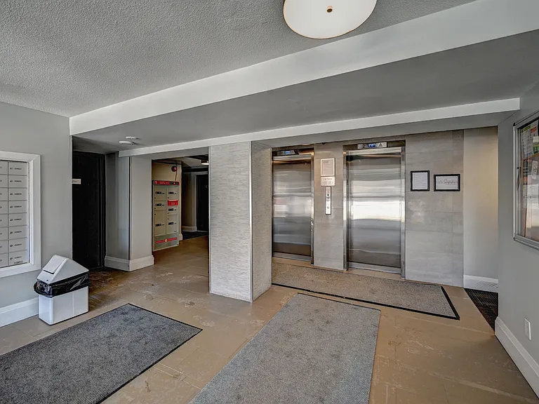 39 Willow Rd — Photo 16