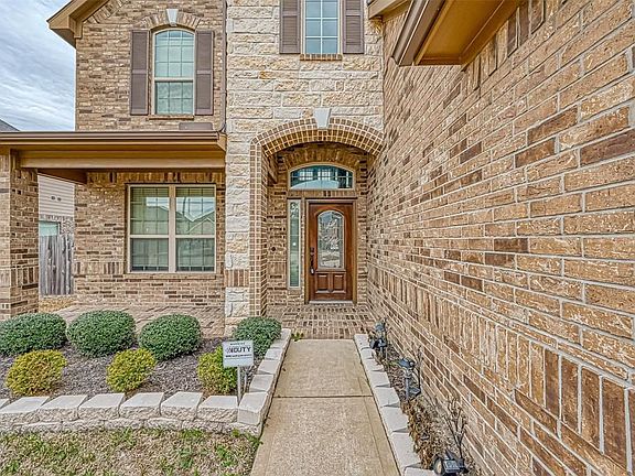 5th image of 2111 Post Oak Ct