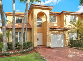 242 Aspen Way, Davie, FL 33325