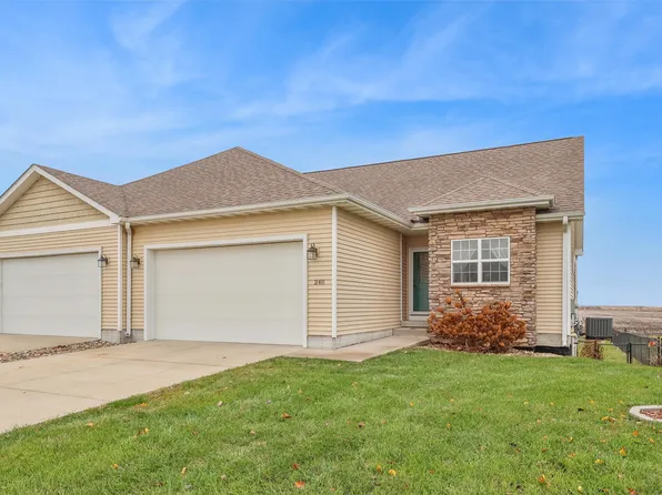 240 Southern Prairie Dr, Madrid, IA 50156