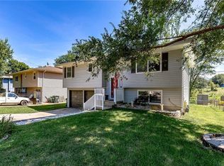 209 W McDonald St, Edgerton, KS 66021