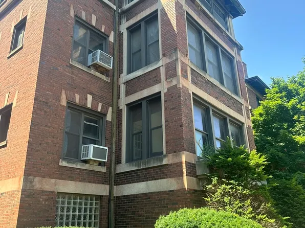 1015 E Hyde Park Blvd #1A, Chicago, IL 60615