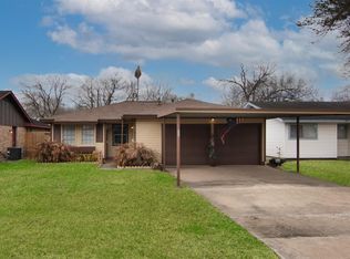 909 Wisconsin St, South Houston, TX 77587