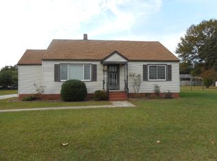 925 Rapids St, Roanoke Rapids, NC 27870