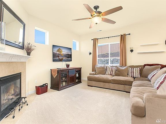5th image of 8218 83rd Pl NE