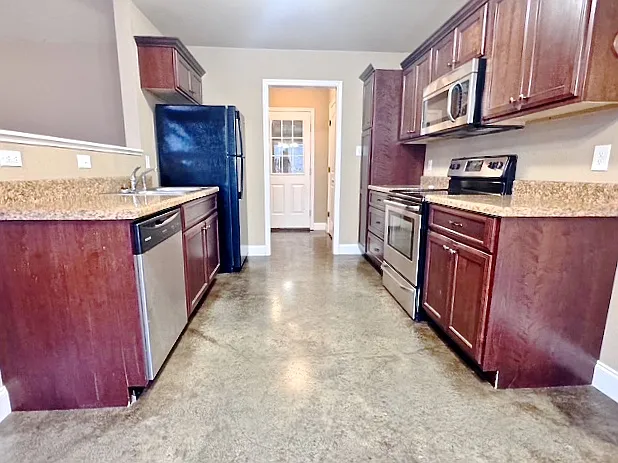3886 Turfway Dr — Photo 7