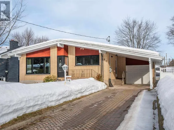 94 Florwin Dr, Sault Ste. Marie, ON P6A 4J1