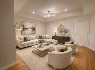 102 W 29th St APT 1, New York, NY 10001