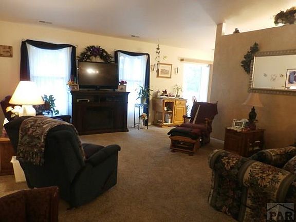 5th image of 1605 Horseshoe Pl