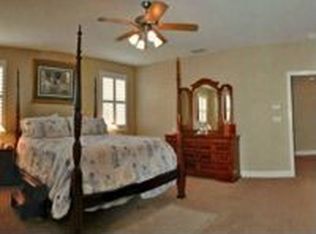 10 Mua Macall Ct, Sacramento, CA 95835