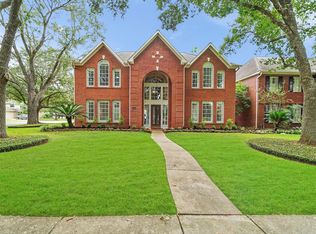 1503 S Medio River Cir, Sugar Land, TX 77478