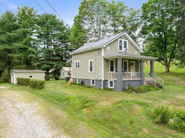35 Lyle Road, Wheeling, WV 26003