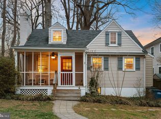 2835 Monroe St, Falls Church, VA 22042