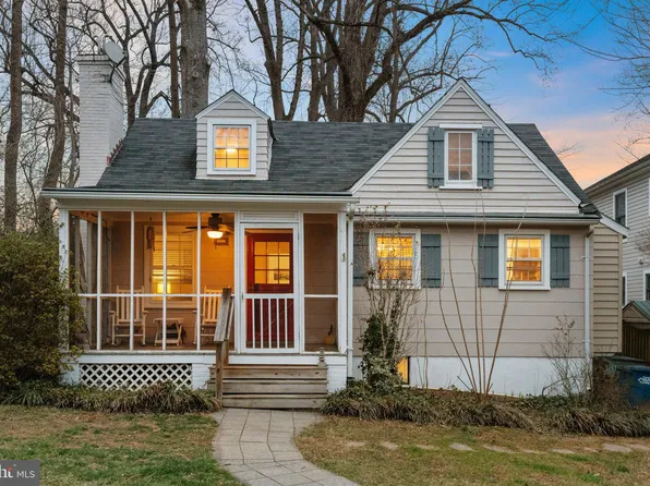 2835 Monroe St, Falls Church, VA 22042