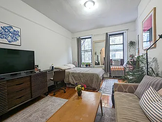 Rented by Manhattan Spaces