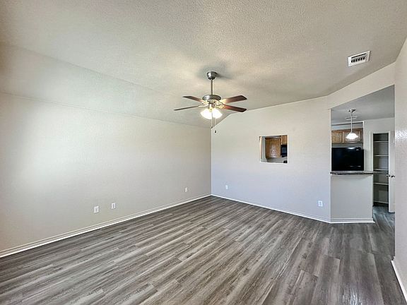 5th image of 1605 Powder River Dr
