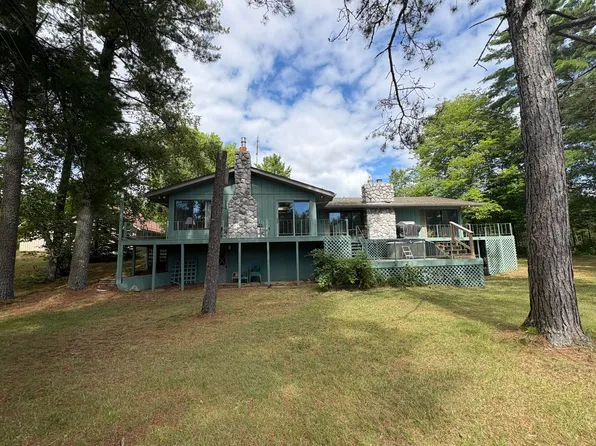 W12361 E River Rd, Naubinway, MI 49762