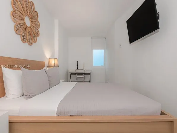 2301 Collins Ave, Miami Beach, FL