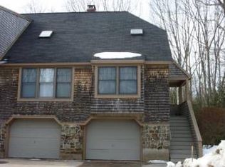 4 Winslow Pl, Cape Elizabeth, ME 04107