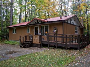 5810 White Pine Dr, Lewiston, MI 49756