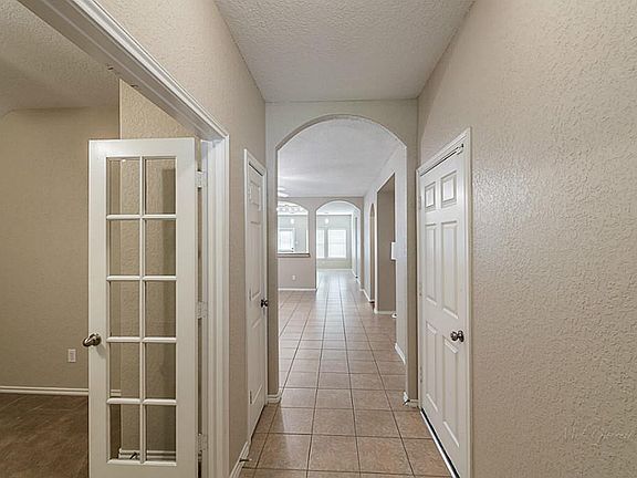 4th image of 16607 Berkshire Forest Dr