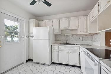 1st image of 2200 Park Ln APT 108