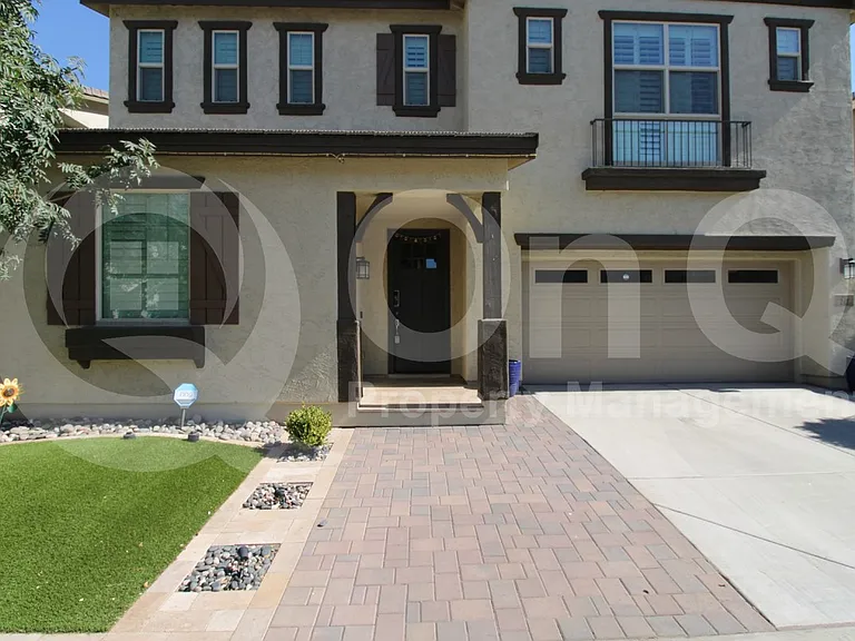 241 E Wisteria Dr — Photo 25